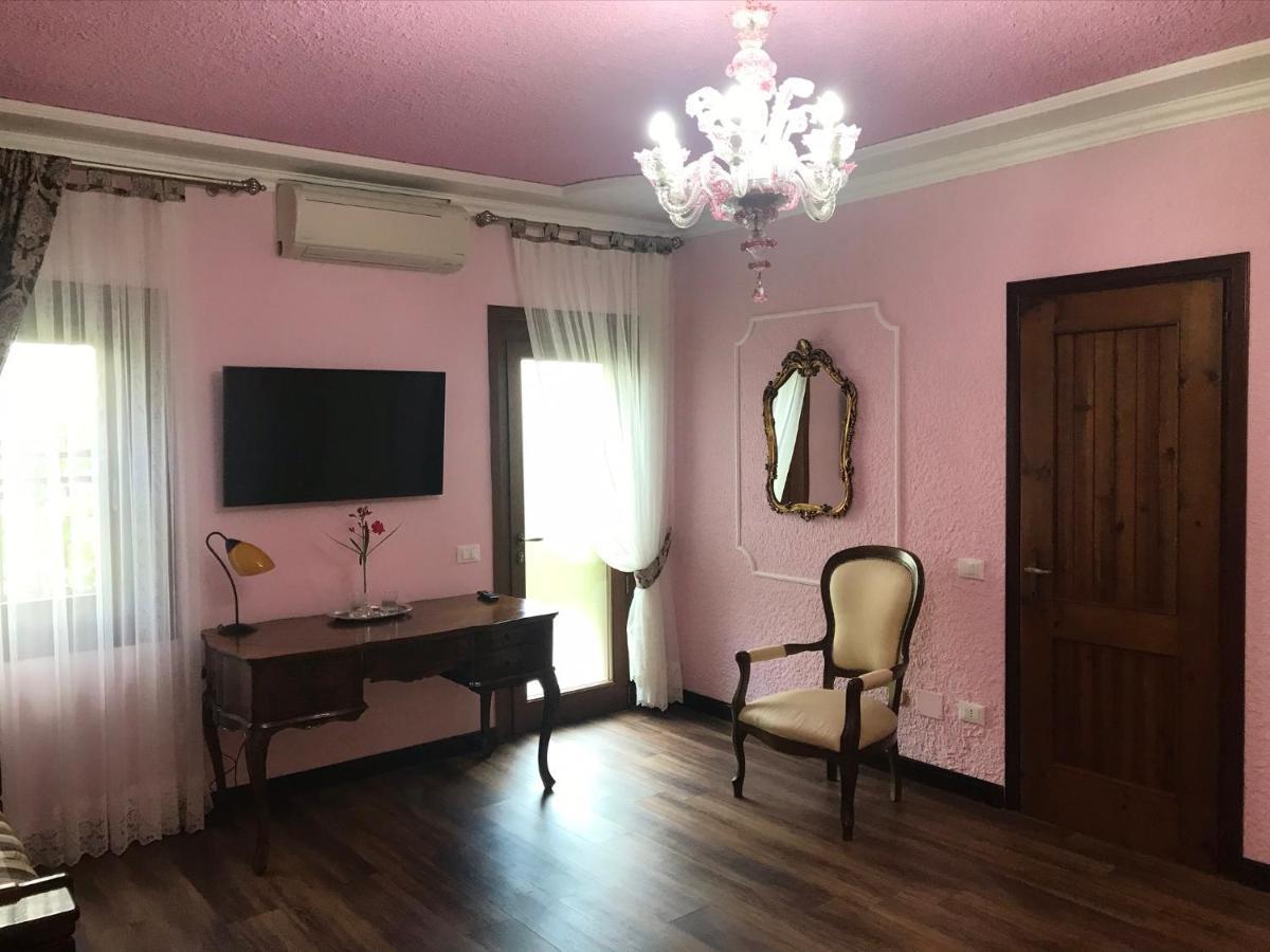 Willa Vecchia Favola House Quarto dʼAltino Zewnętrze zdjęcie