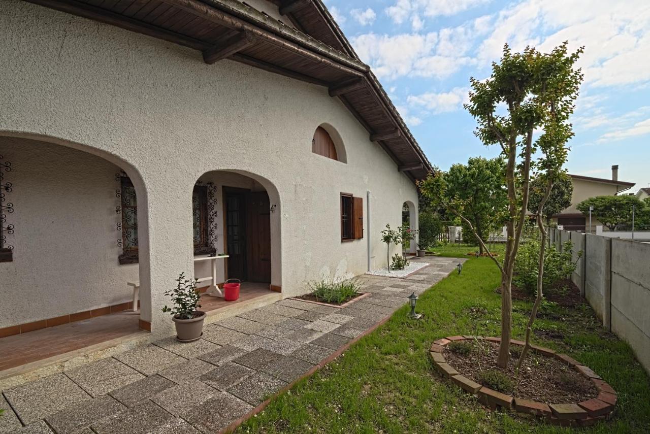 Willa Vecchia Favola House Quarto dʼAltino Zewnętrze zdjęcie