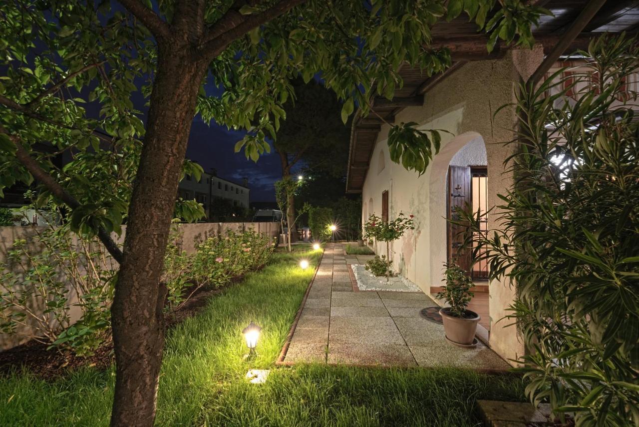 Willa Vecchia Favola House Quarto dʼAltino Zewnętrze zdjęcie